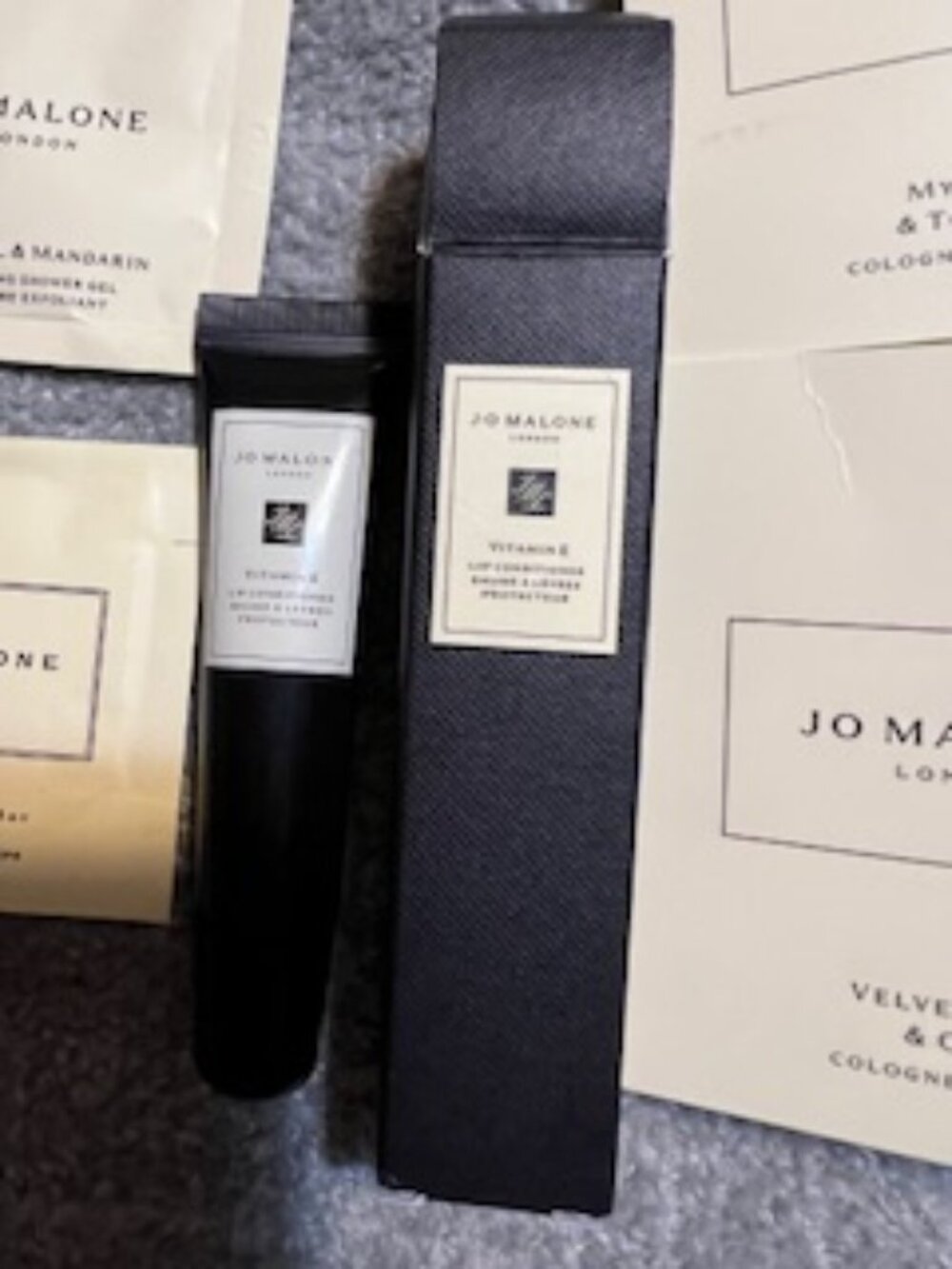 NWT Jo Malone Vitamin E Lip Conditioner and 4 Samples (2 perfume + 2 Body Care) - Picture 5 of 5